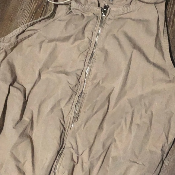 Zara Jumpsuit Women's Small Hooded Sleeveless Sand Beige Zip Up Cargo Spring Wea - Picture 3 of 8